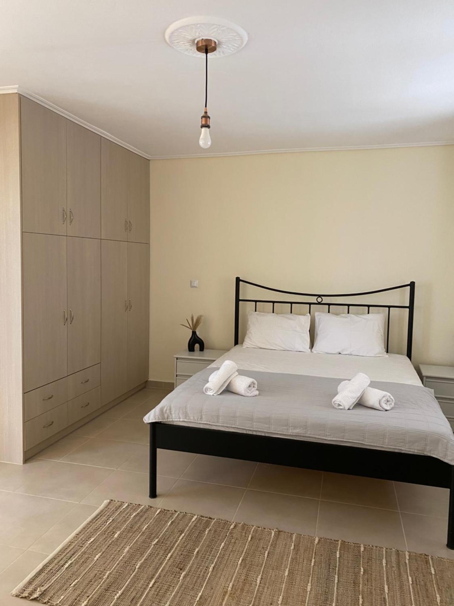 Coastal Haven Apartamento Calamata Exterior foto